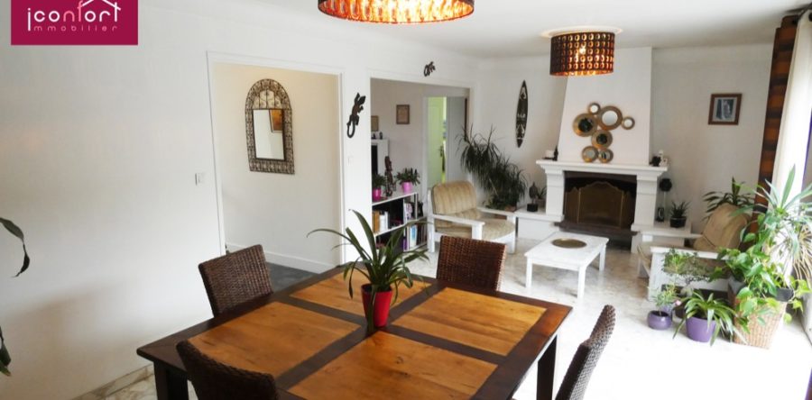 Rezé, Maison Familiale